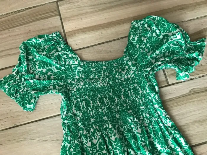 Robe courte verte S/M - photo numéro 2