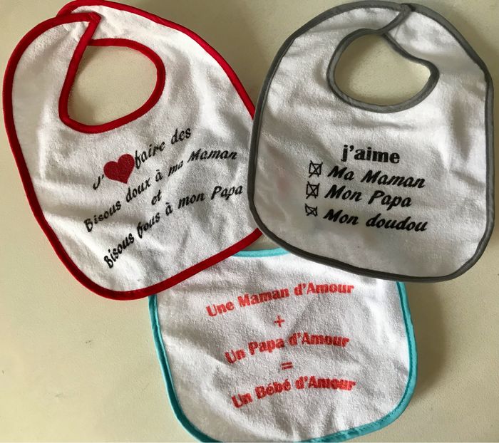 1 nounours et 3 bavoirs - photo numéro 2