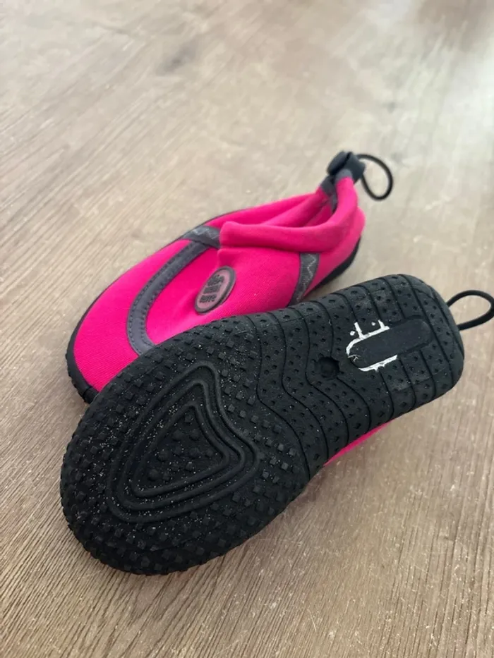 Chaussures de plage - photo numéro 3