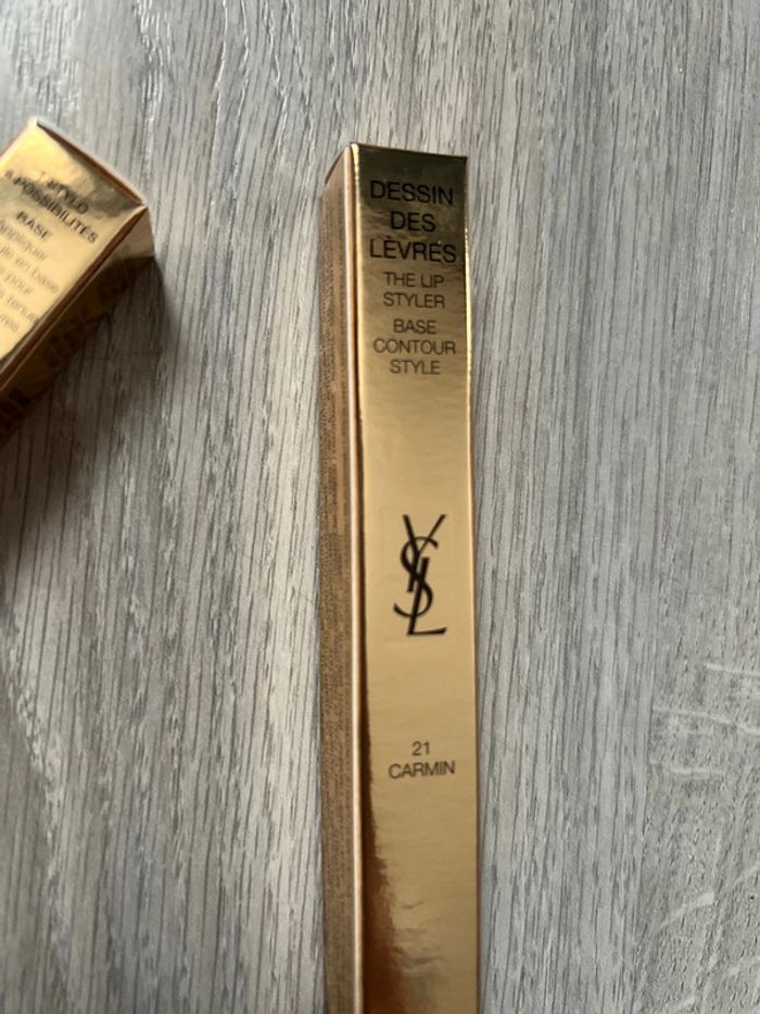 Lot de 2 Crayon à lèvre avec taille crayon d’un côté ( neuf ) - photo numéro 13