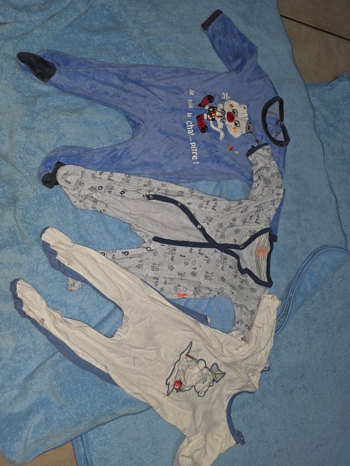 Lot vêtements garçon  6 mois - photo numéro 8