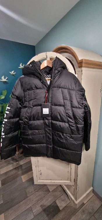 Doudoune homme Helvética taille M neuve