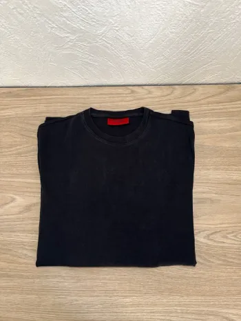 T-shirt Hugo Boss neuf – Taille S