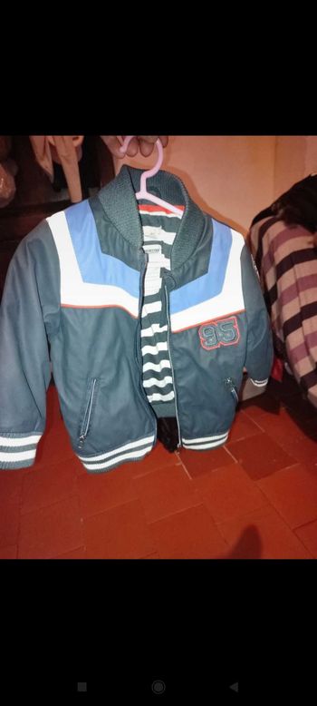 Blouson imperméable taille 12 mois garçon