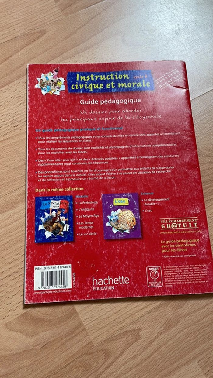 Dossier Hachette et guide pédagogique - photo numéro 9