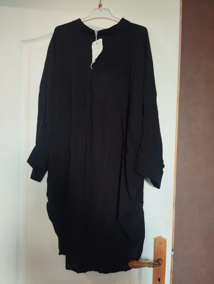 Neuf Chemisier ample et asymétrique léger noir taille S Les petites bombes LPB - photo numéro 2