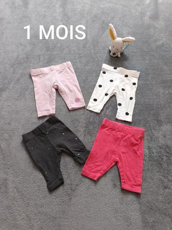 Lot 4 leggings 1 mois