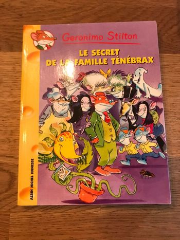 Livre Geronimo Stilton Numéro 17 Le secret de la famille Ténébrax