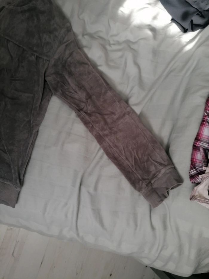 Polaire avec fermeture et capuche. Gris - photo numéro 3