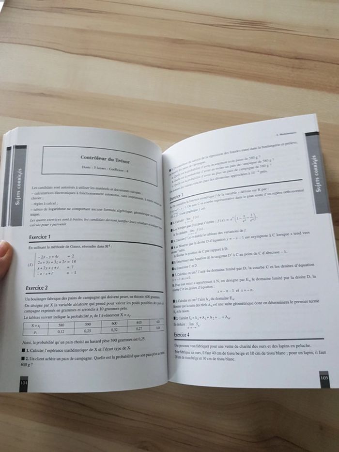 Livre préparation  concours de contrôleur  Catégorie  B Économie - photo numéro 3