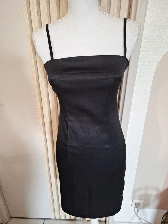 Robe naf naf satinée noire t38 #F38M-106 - photo numéro 1