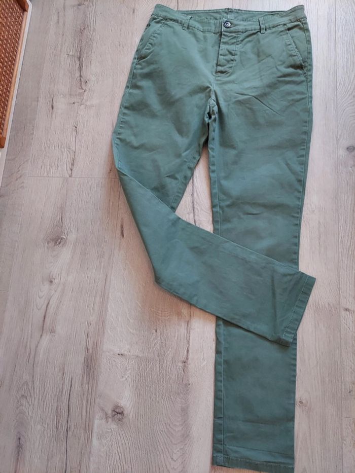 Pantalon Chino T 36 excellent état - photo numéro 2
