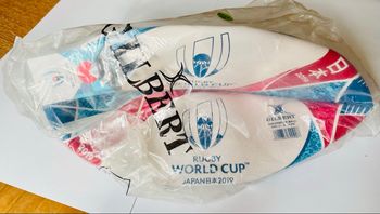 Ballon Rugby Gilbert - non déballé 
