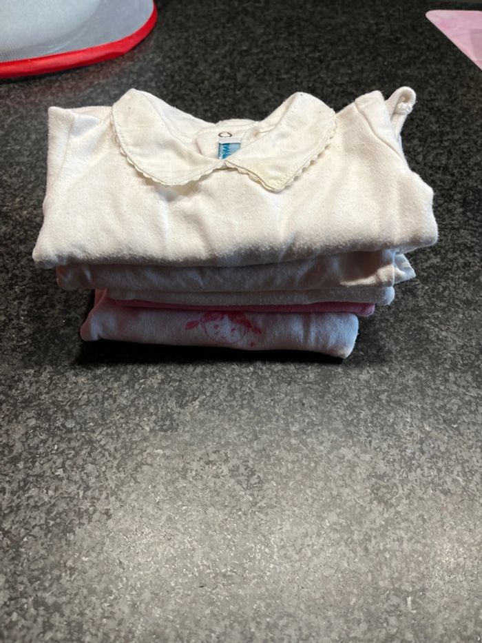 Lot de 5 bodies - photo numéro 7