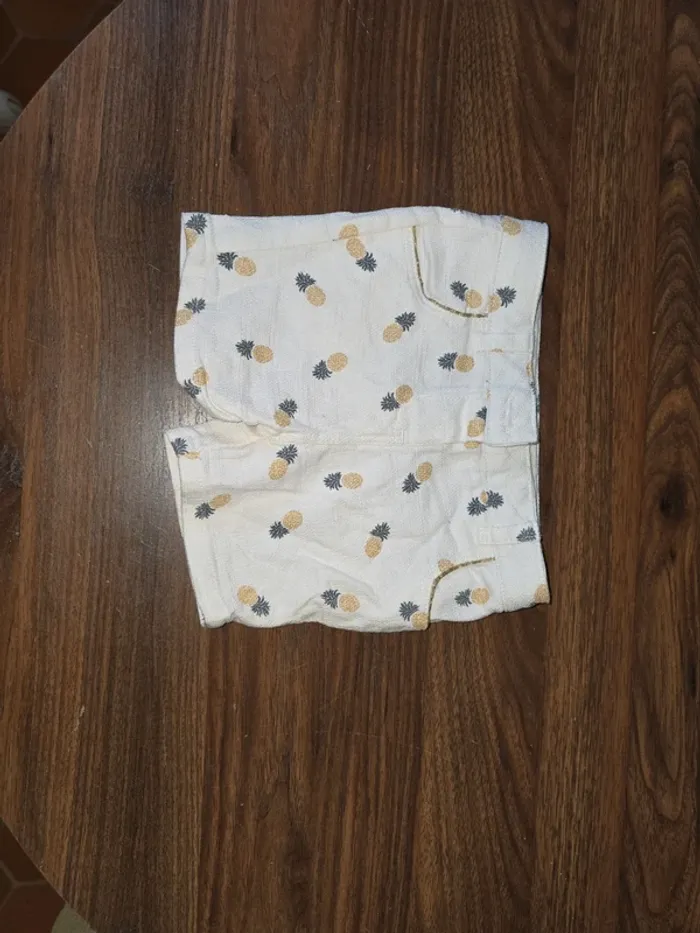 Short 12 mois