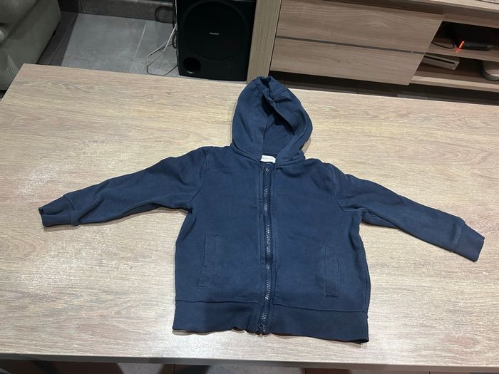 Veste à capuche et à zip bleu marine - photo numéro 2