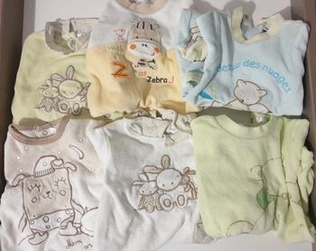 Lot 6 pyjama chaud 1 mois