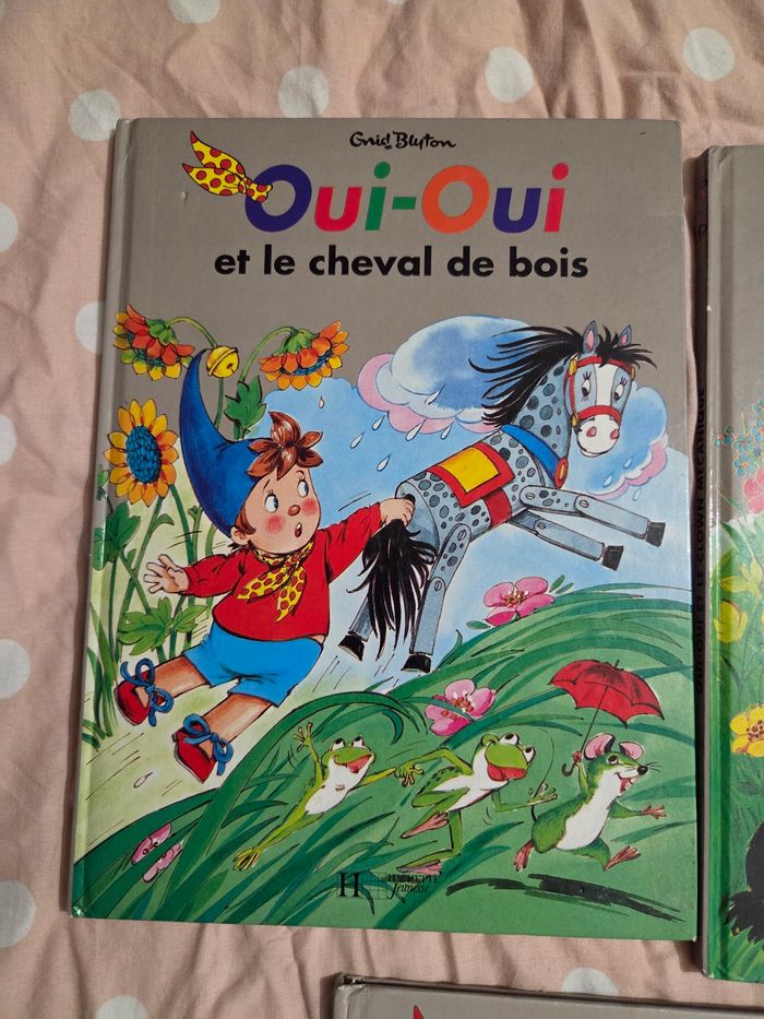 Lot livres oui oui - photo numéro 2
