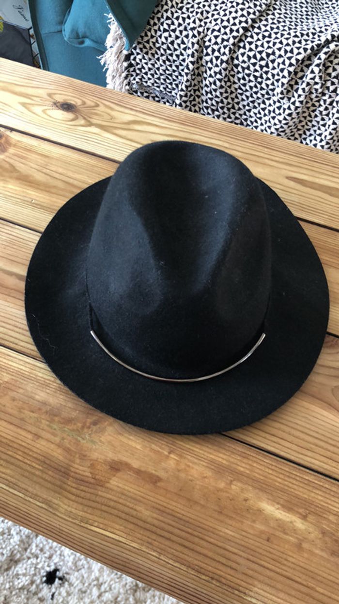 Chapeau noir