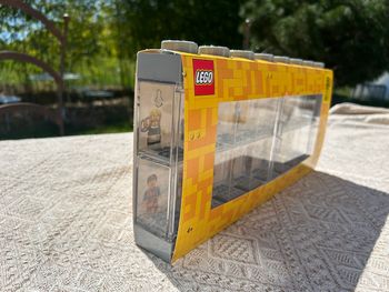 Vitrine Lego pour minifigurines 