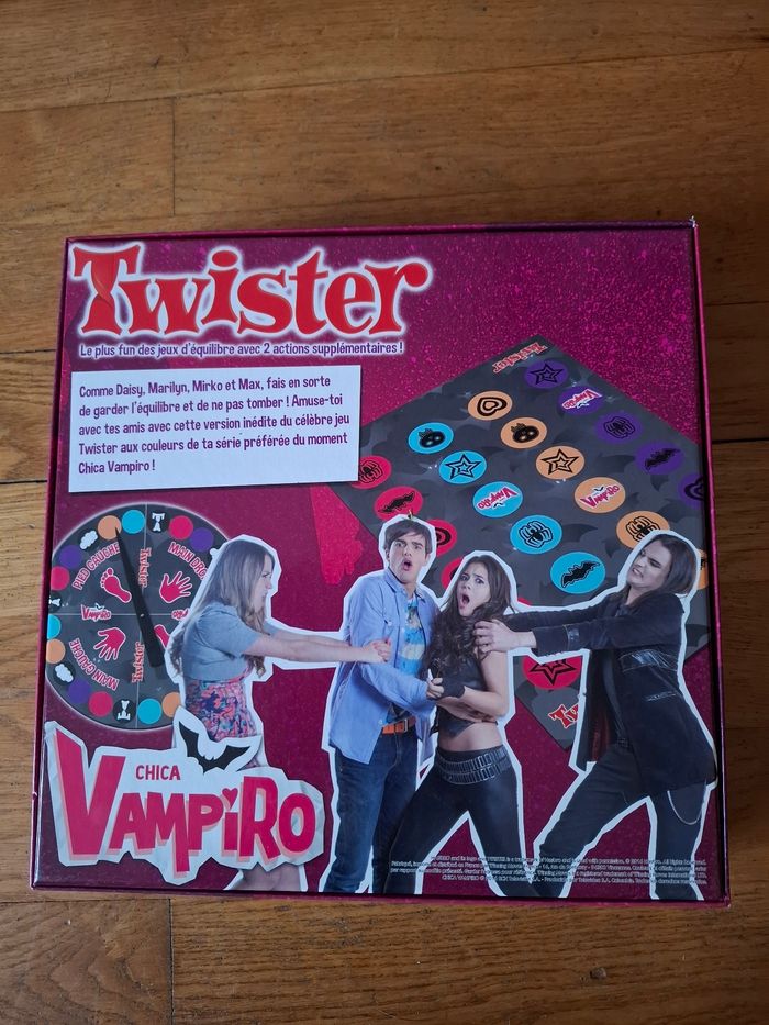 Jeux de société twister chica vampiro - photo numéro 2