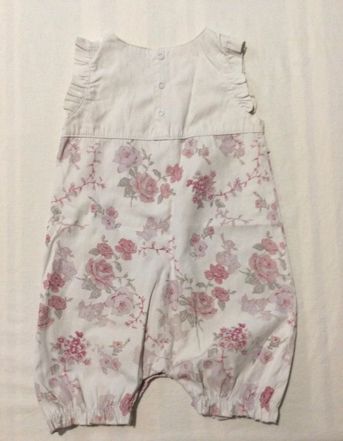 Combinaison courte 18 mois - photo numéro 2