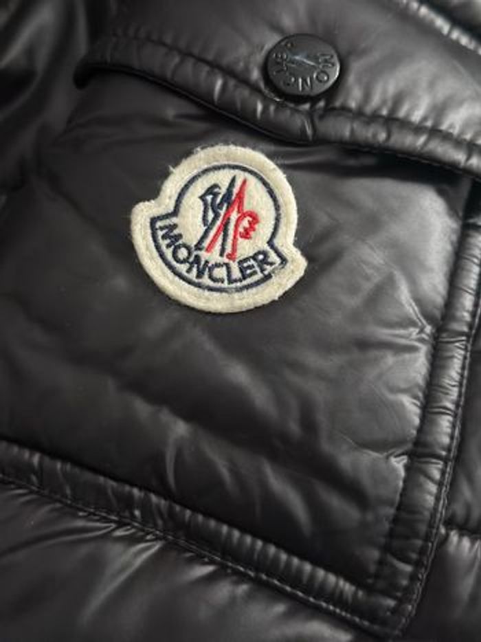 Doudoune Moncler (Taille 2 XL) - photo numéro 5