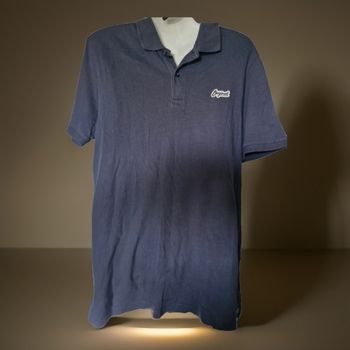 Très beau tshirt col polo gris presque noir