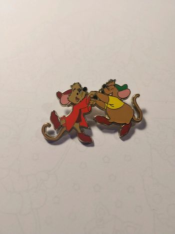 Pins Disney souris cendrillon