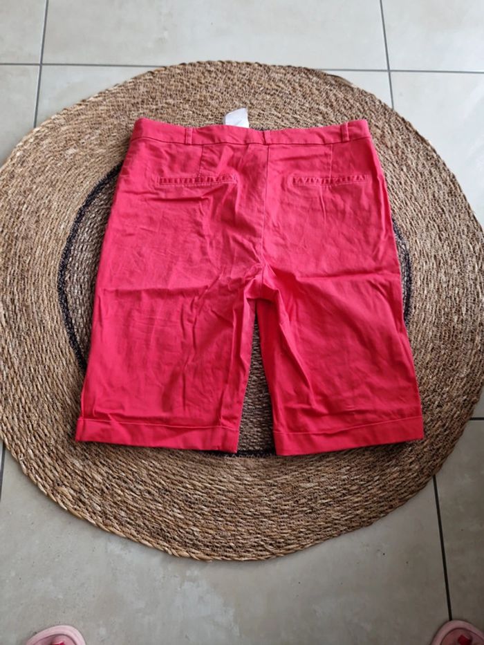 Joli short Camaïeu taille 40 - photo numéro 2