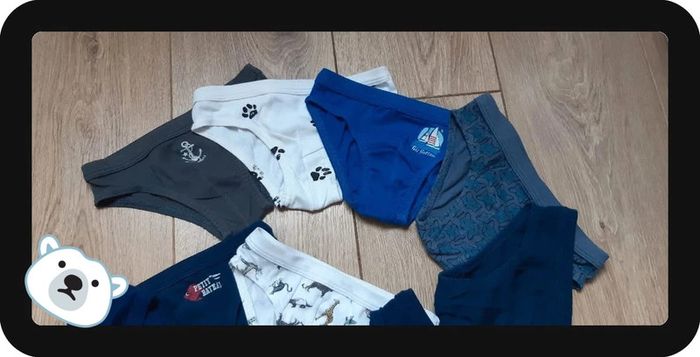 Lot de 10 slips garçon "petit bateau" 4 ans en très bon état - photo numéro 2