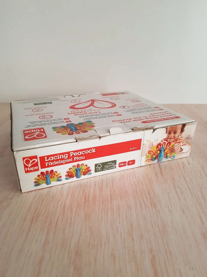 Lacing peacock jeu de laçage en bois Hape - photo numéro 17