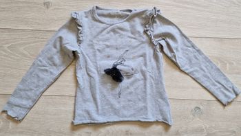 Tee shirt danseuse orchestra  5 ans en bon état