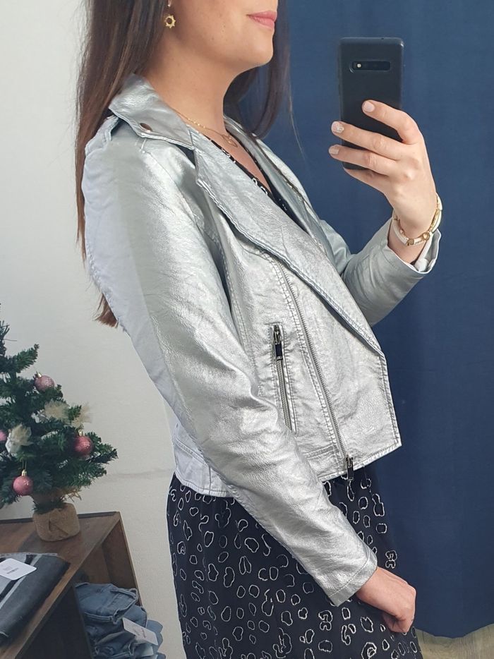 Perfecto simili cuir argenté Dubai Taille M - photo numéro 4