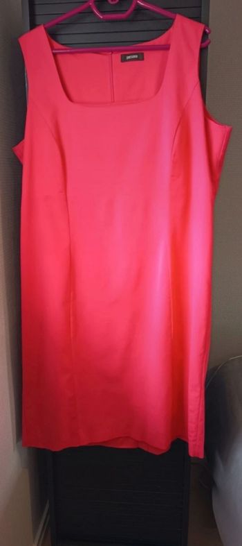 Robe sans manche chic
