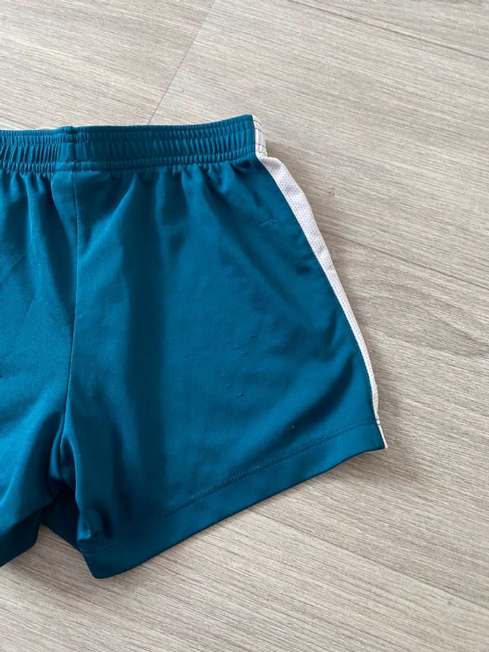 Nike short 6 / 7 ans - photo numéro 4