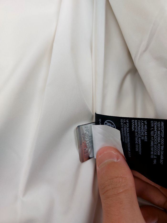 Doudoune The North Face Femme - Taille M
 Neuve avec étiquette - photo numéro 8