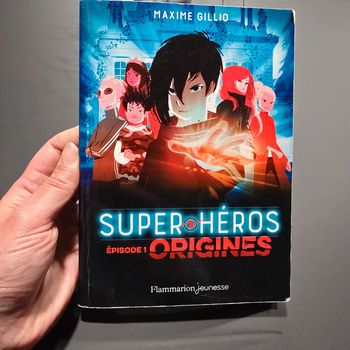 Livre Super Heros - épisode 1 Origines
