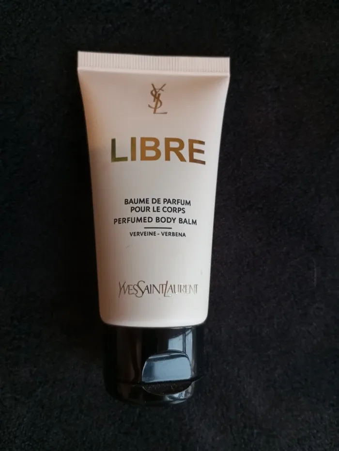 Libre Yves saint Laurent - photo numéro 6