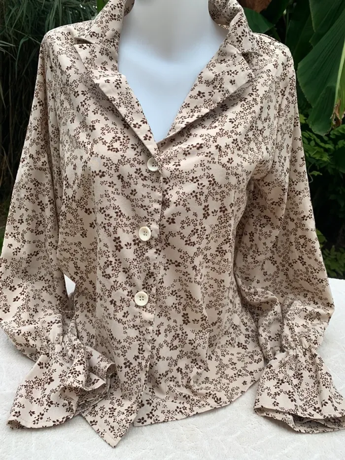 Chemise SHEIN manches longues fleuries taille M