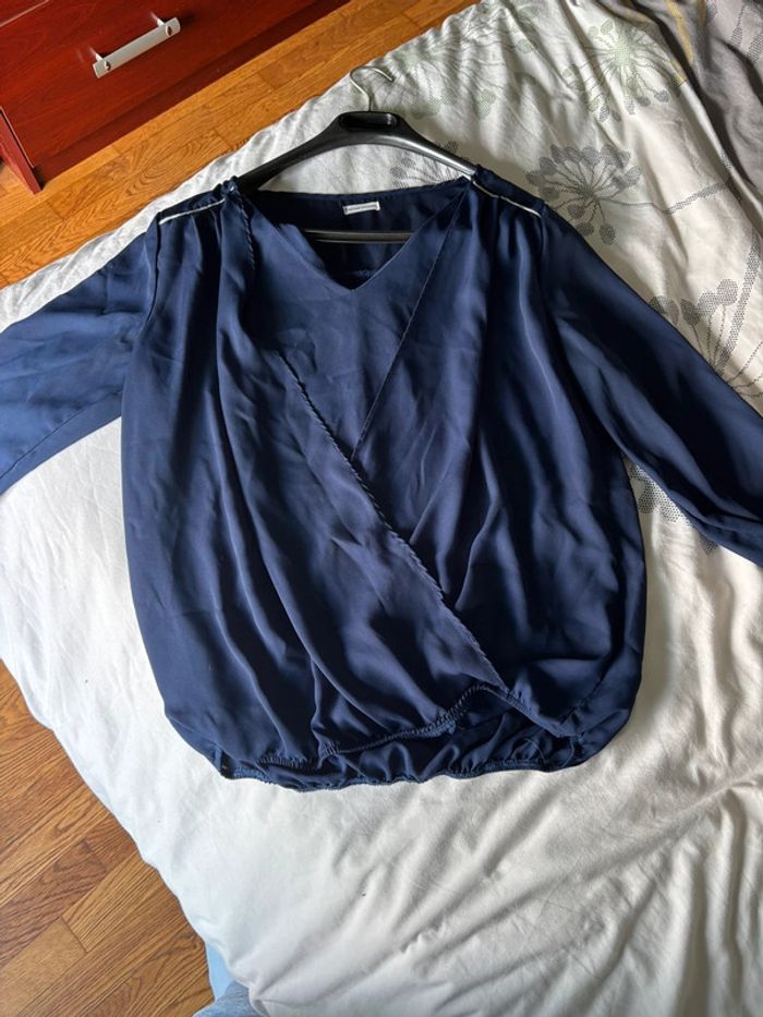 Haut marine taille 40 - photo numéro 4