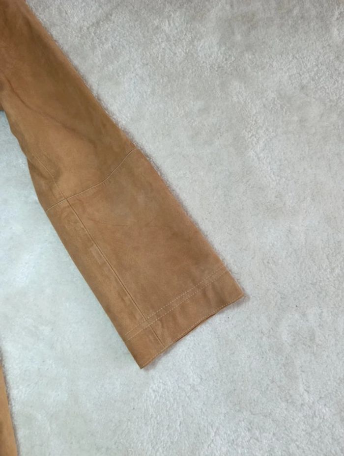 Veste manteau trench léger et fluide en daim Caroll 36 beige avec ceinture - photo numéro 9
