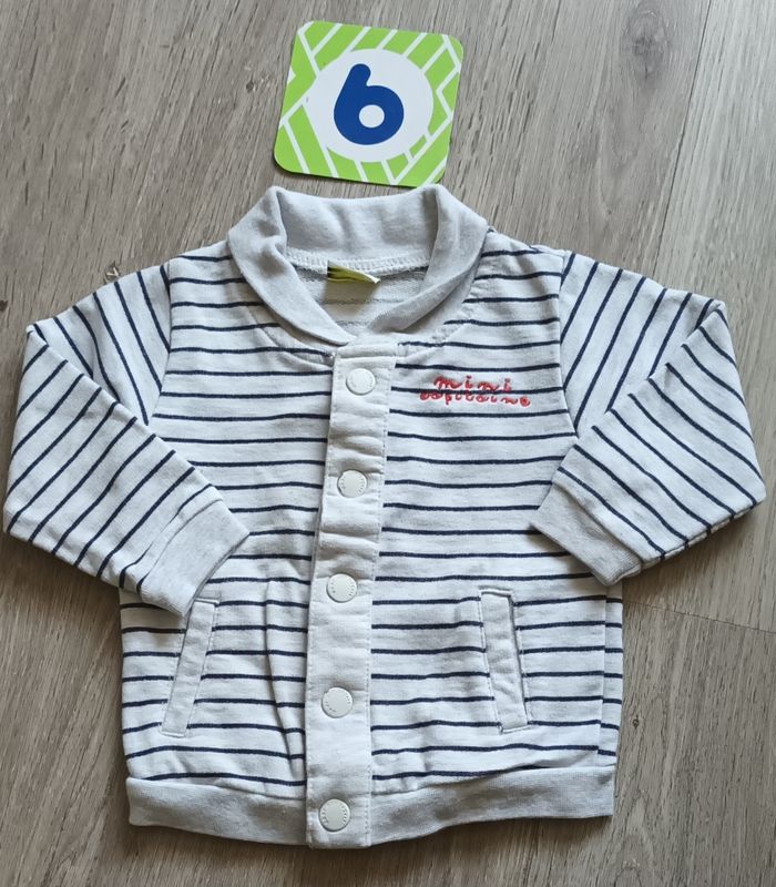 Gilet 6 mois tape a l oeil