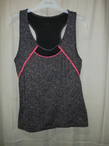 🩷 Débardeur de sport taille M.
