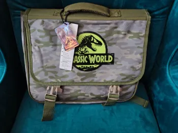 Cartable Jurassic world petit format maternelle cp neuf