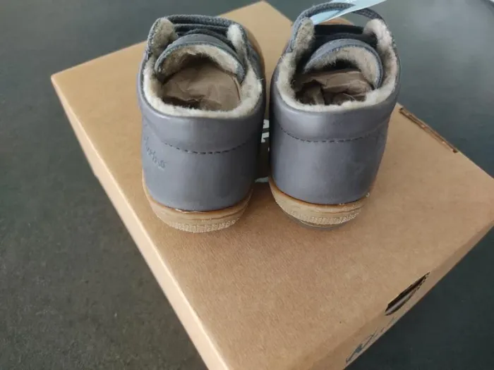 Chaussures Naturino Cocoon pointure 18 - photo numéro 4