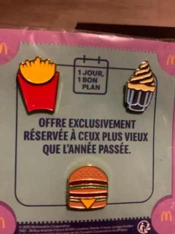 3 pins Macdonald’s