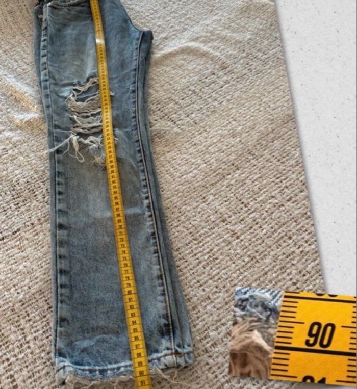 Jeans troués - photo numéro 5