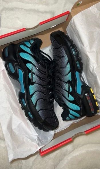 Nike tn noir bleu fluo 38