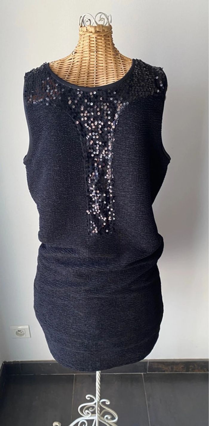 Robe Promod taille 36 noire avec sequins taille 36 - photo numéro 2